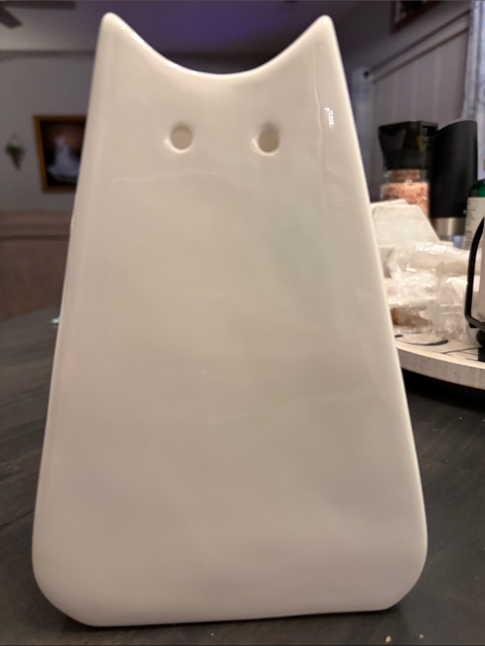 White Ceramic Cat Figurine Vase
